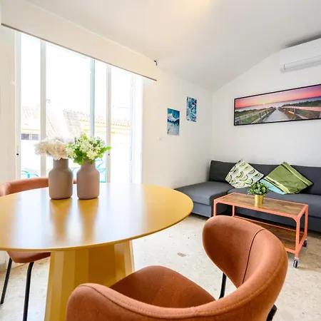 Cano Penthouse, Terrace & 2 Min To The By 10tosea * Fuengirola